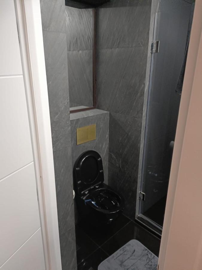 Újonnan épített, modern társasházi 2 szintes lakás Csíkszereda Kültér fotó
